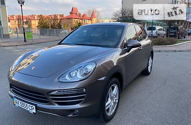 Внедорожник / Кроссовер Porsche Cayenne 2013 в Киеве