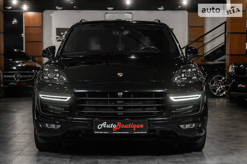 Позашляховик / Кросовер Porsche Cayenne 2017 в Одесі