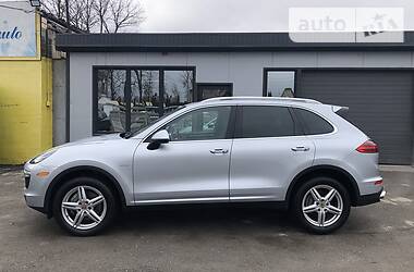 Внедорожник / Кроссовер Porsche Cayenne 2015 в 