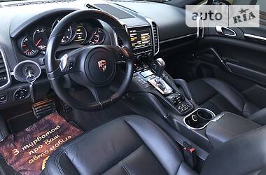 Позашляховик / Кросовер Porsche Cayenne 2013 в 
