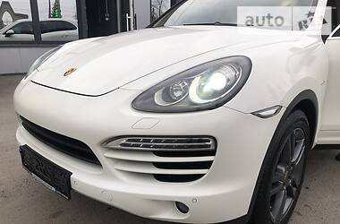 Внедорожник / Кроссовер Porsche Cayenne 2011 в Тернополе