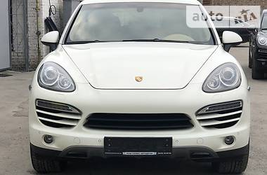 Внедорожник / Кроссовер Porsche Cayenne 2011 в Тернополе