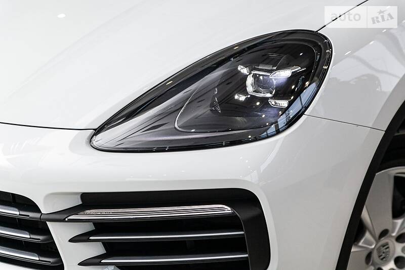 Позашляховик / Кросовер Porsche Cayenne 2018 в Одесі