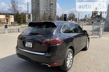 Внедорожник / Кроссовер Porsche Cayenne 2011 в Львове