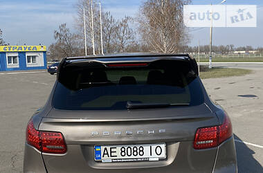 Внедорожник / Кроссовер Porsche Cayenne 2012 в Днепре