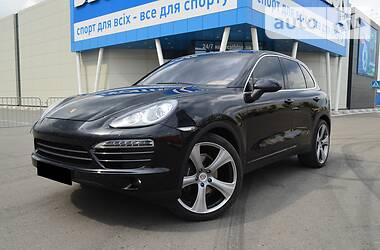 Позашляховик / Кросовер Porsche Cayenne 2011 в 