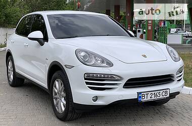 Позашляховик / Кросовер Porsche Cayenne 2012 в 