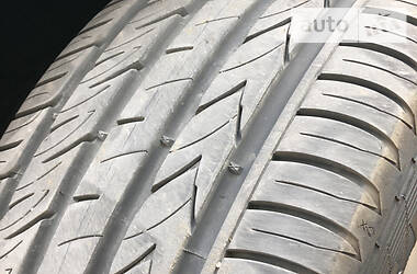 Внедорожник / Кроссовер Porsche Cayenne 2012 в 