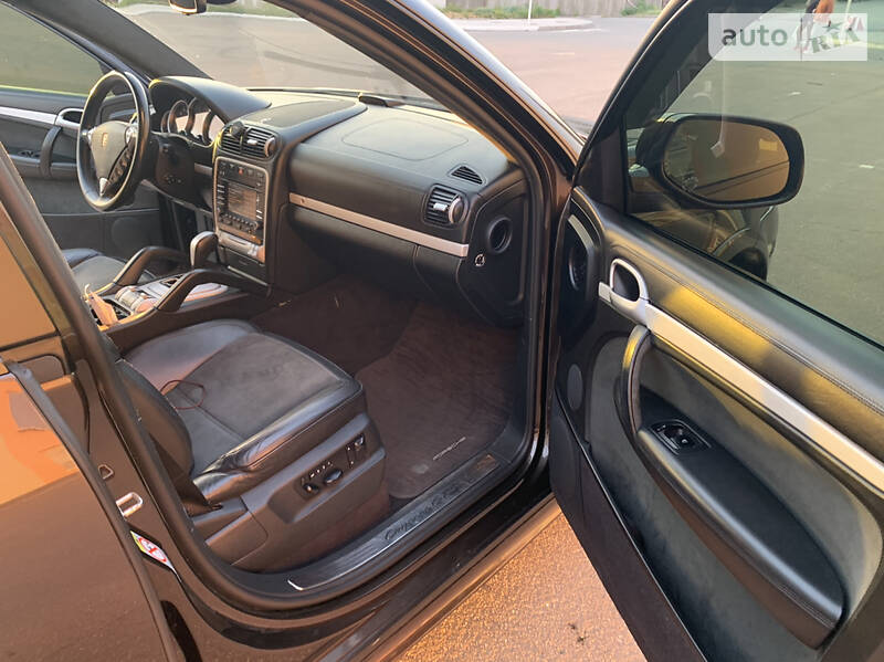 Позашляховик / Кросовер Porsche Cayenne 2008 в Мелітополі