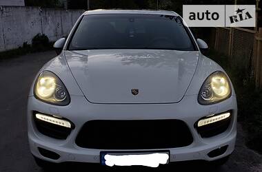 Внедорожник / Кроссовер Porsche Cayenne 2011 в Одессе