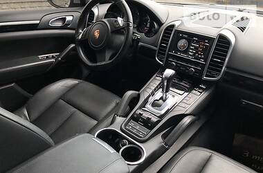 Внедорожник / Кроссовер Porsche Cayenne 2013 в Тернополе