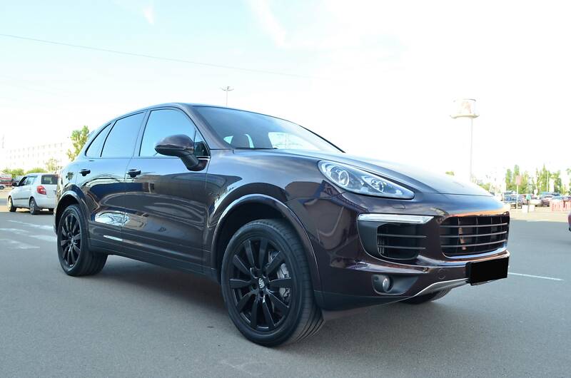 Позашляховик / Кросовер Porsche Cayenne 2016 в Києві