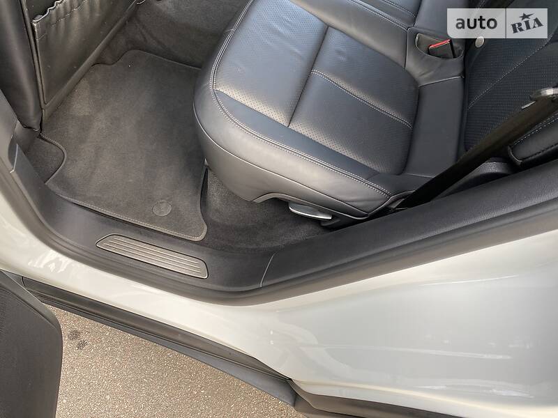 Позашляховик / Кросовер Porsche Cayenne 2014 в Києві