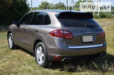 Внедорожник / Кроссовер Porsche Cayenne 2012 в Калуше