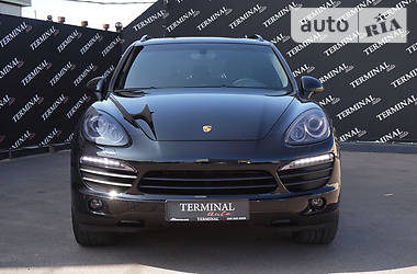 Внедорожник / Кроссовер Porsche Cayenne 2012 в Одессе