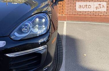 Porsche Cayenne 2016