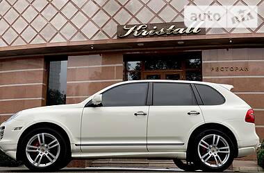 Позашляховик / Кросовер Porsche Cayenne 2010 в Одесі