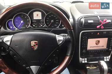 Внедорожник / Кроссовер Porsche Cayenne 2006 в 