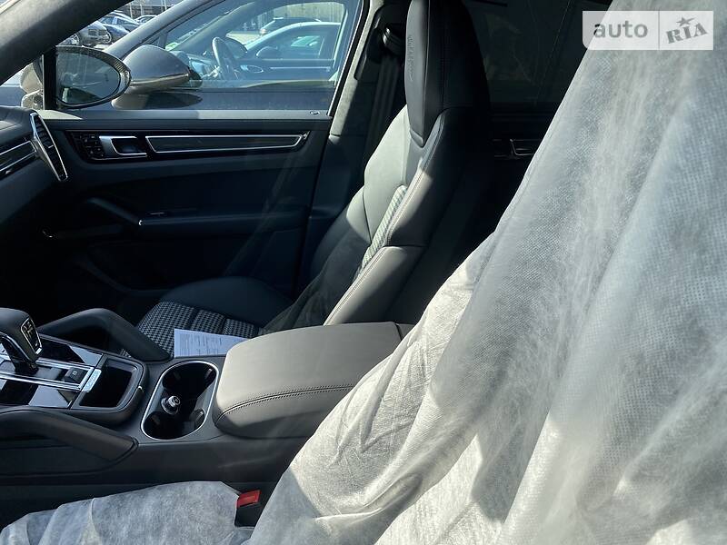 Внедорожник / Кроссовер Porsche Cayenne 2021 в Киеве фото 36 Внедорожник / Кроссовер Porsche Cayenne 2021 в Киеве