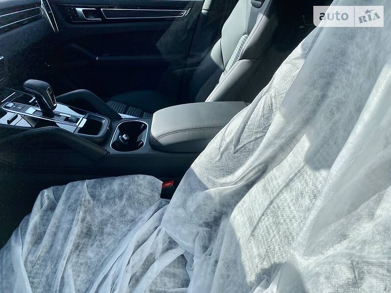 Внедорожник / Кроссовер Porsche Cayenne 2021 в Киеве фото 37 Внедорожник / Кроссовер Porsche Cayenne 2021 в Киеве