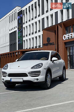 Porsche Cayenne 2012