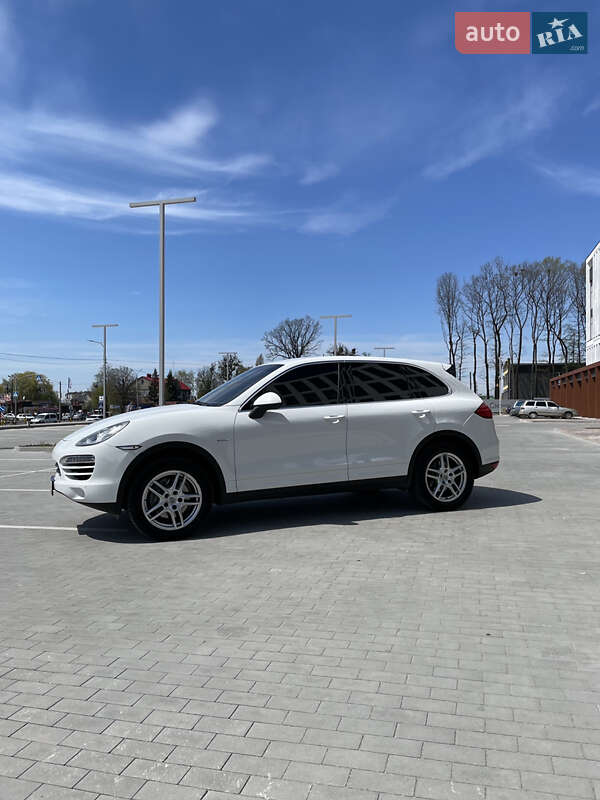 Внедорожник / Кроссовер Porsche Cayenne 2012 в Виннице
