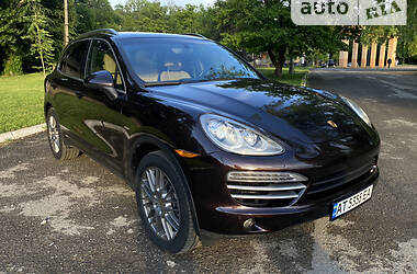 Внедорожник / Кроссовер Porsche Cayenne 2014 в Ивано-Франковске