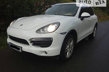 Позашляховик / Кросовер Porsche Cayenne 2013 в 