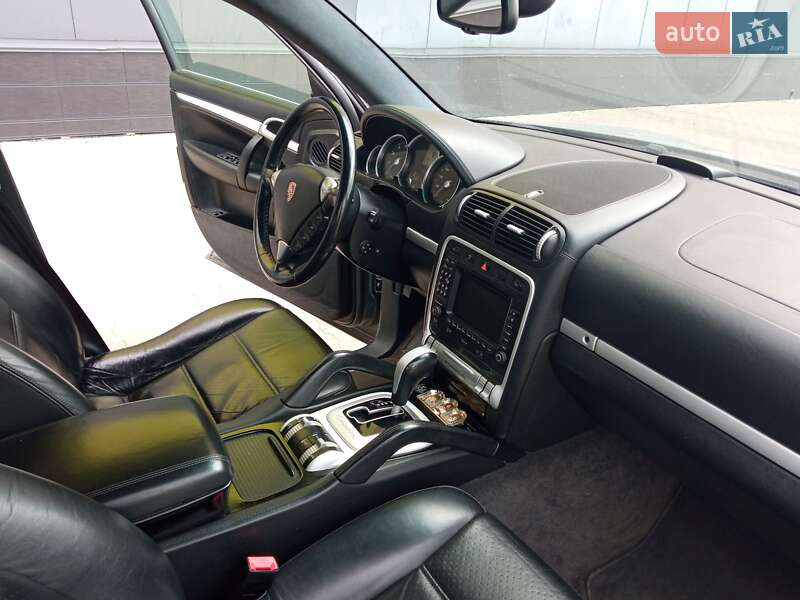 Внедорожник / Кроссовер Porsche Cayenne 2003 в Киеве
