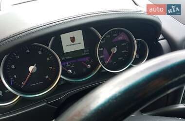 Внедорожник / Кроссовер Porsche Cayenne 2003 в 