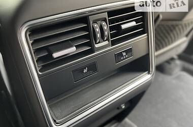 Внедорожник / Кроссовер Porsche Cayenne 2020 в 