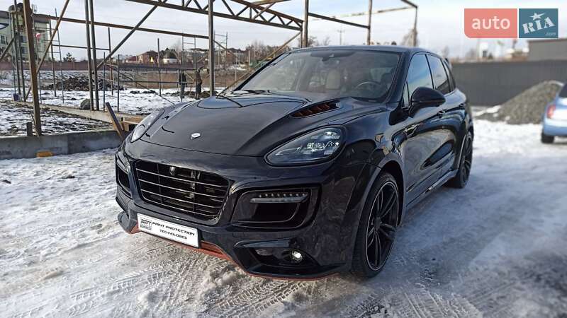 Внедорожник / Кроссовер Porsche Cayenne 2016 в Львове
