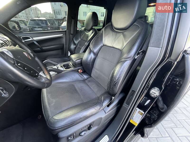 Позашляховик / Кросовер Porsche Cayenne 2008 в Одесі
