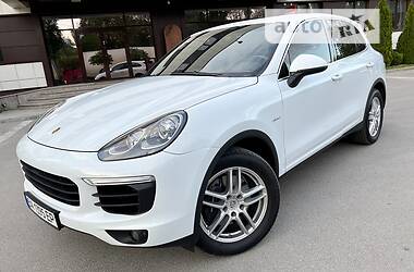 Позашляховик / Кросовер Porsche Cayenne 2015 в Дніпрі