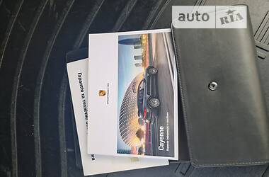 Внедорожник / Кроссовер Porsche Cayenne 2017 в 