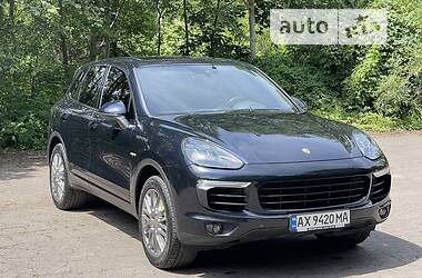 Внедорожник / Кроссовер Porsche Cayenne 2014 в Трускавце