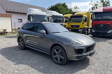 Porsche Cayenne 2016