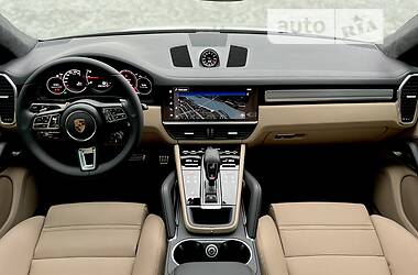 Внедорожник / Кроссовер Porsche Cayenne 2021 в 