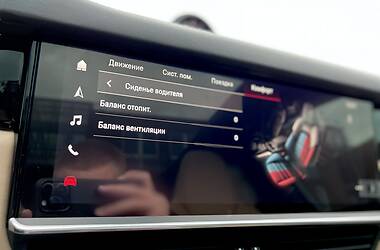 Внедорожник / Кроссовер Porsche Cayenne 2021 в 