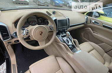 Внедорожник / Кроссовер Porsche Cayenne 2014 в Одессе