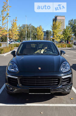 Porsche Cayenne 2015