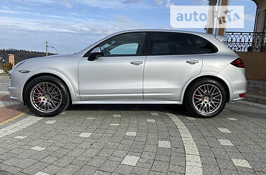 Позашляховик / Кросовер Porsche Cayenne 2013 в Львові