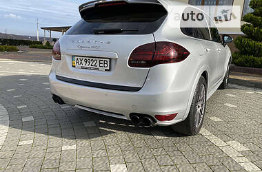 Позашляховик / Кросовер Porsche Cayenne 2013 в Львові