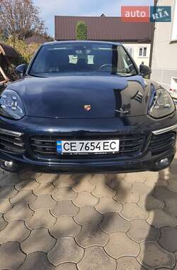 Внедорожник / Кроссовер Porsche Cayenne 2015 в Черновцах
