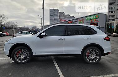 Позашляховик / Кросовер Porsche Cayenne 2012 в Дніпрі