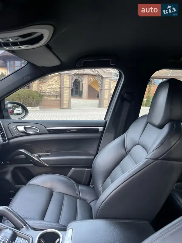 Porsche Cayenne 2010