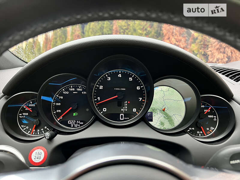 Внедорожник / Кроссовер Porsche Cayenne 2017 в Львове фото 36 Внедорожник / Кроссовер Porsche Cayenne 2017 в Львове