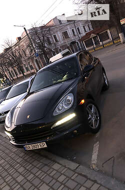 Внедорожник / Кроссовер Porsche Cayenne 2013 в Кропивницком