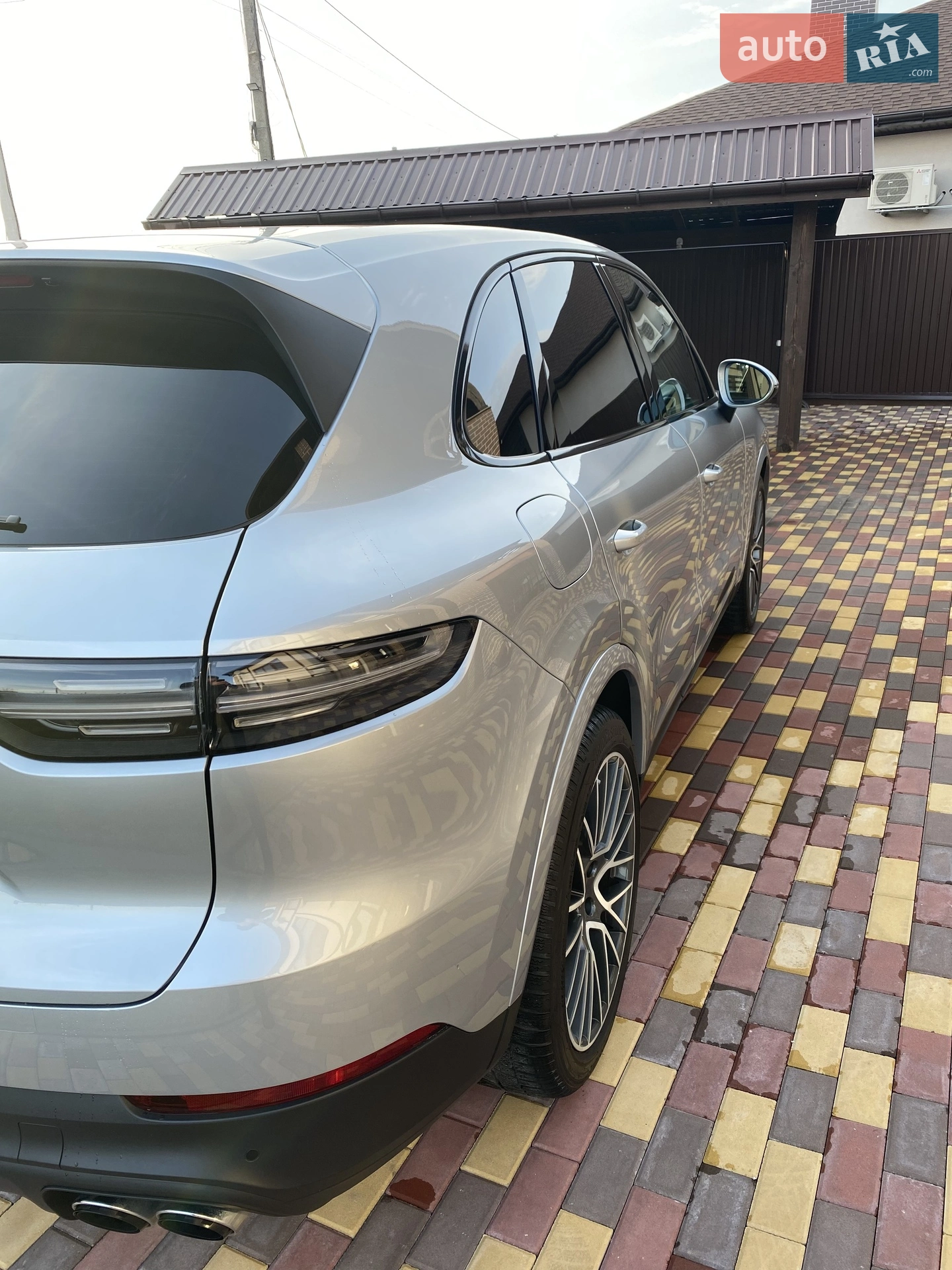 2020 Porsche Cayenne - мініатюра 8