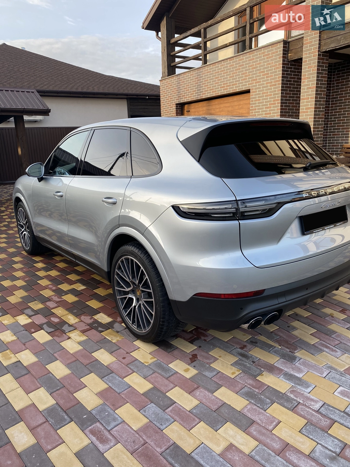 2020 Porsche Cayenne - мініатюра 10
